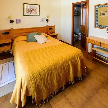 Hotel Esther La Virgen de la Vega Zewnętrze zdjęcie