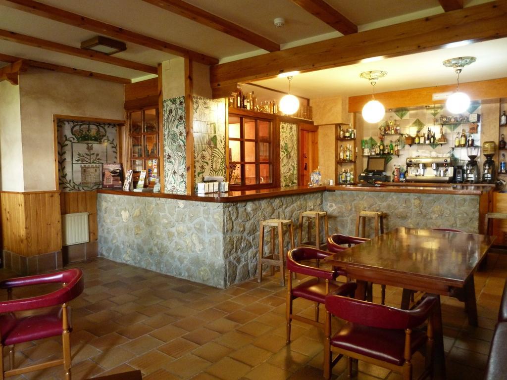 Hotel Esther La Virgen de la Vega Zewnętrze zdjęcie